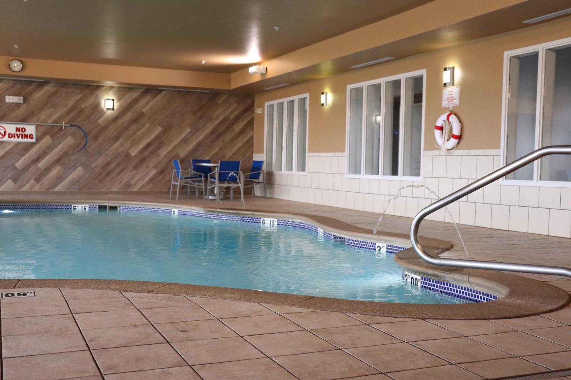 Holiday Inn Express Hotel & Suites Crawfordsville By Ihg Eksteriør bilde